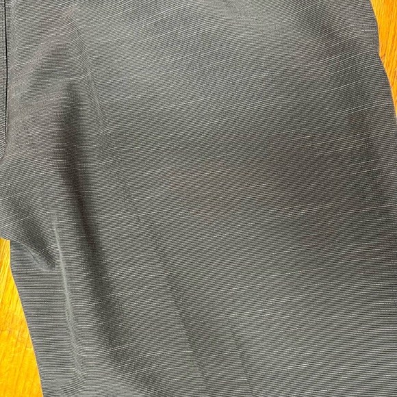 CLOSET CLEAROUT Men’s Grey Burnside Shorts Bathing Suit Size 32 - Picture 3 of 8